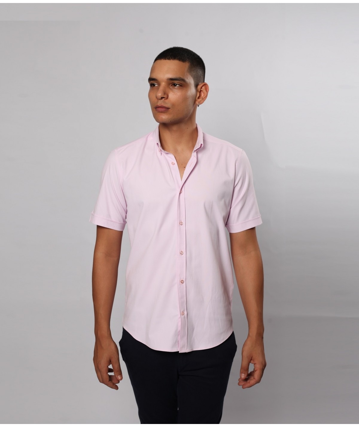 Chemise unie demi manches